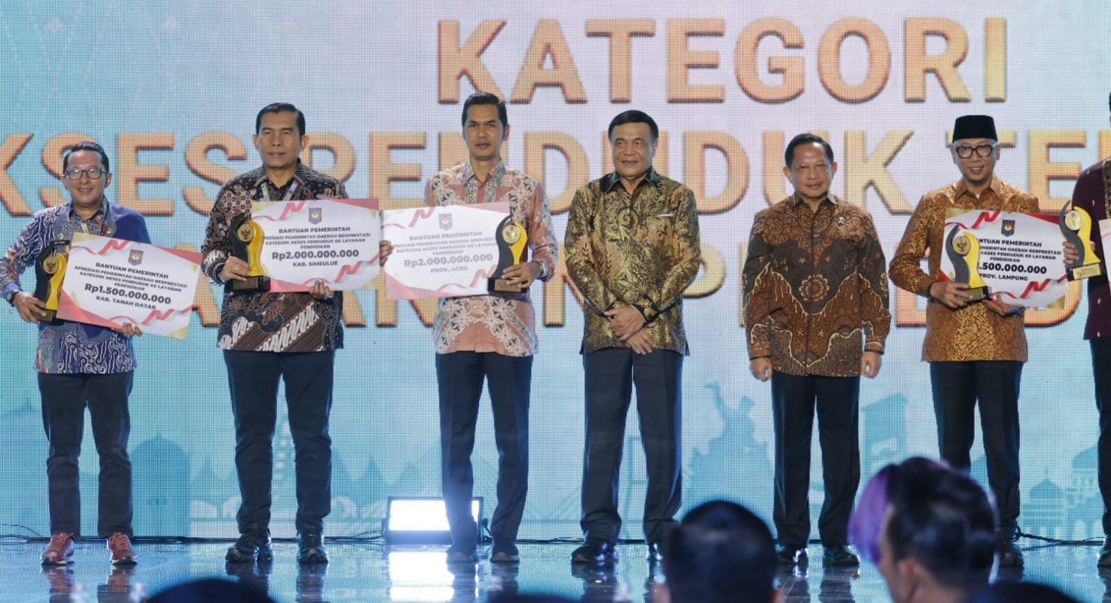 Pemerintah Aceh Raih Apresiasi Kategori Akses Penduduk ke Layanan Pendidikan