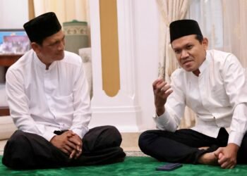 Wagub Aceh Fadlullah Silaturahmi dengan Waled Lapang