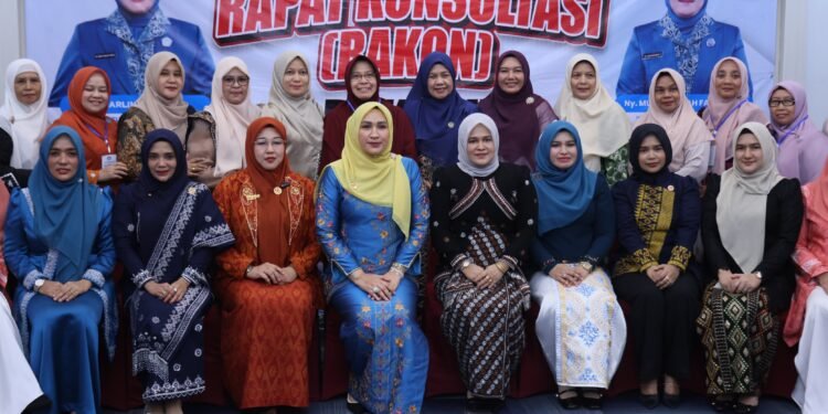 Tinjau Rakor TP PKK, Kak Na: Tugas Berat Menanti, tetap Semangat, terus Perkuat Koordinasi
