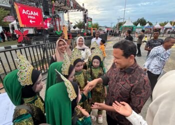 WAGUB ACEH KUNJUNGI HAMPIR SEMUA STAND EXPO UMKM PIDIE, BELANJA PRODUK LOKAL