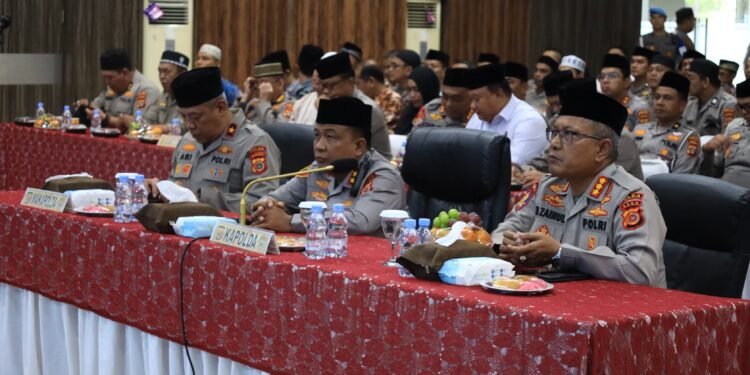 Kapolda Aceh Ikuti Ngaji Kebangsaan Bersama Gus Baha secara Hybrid