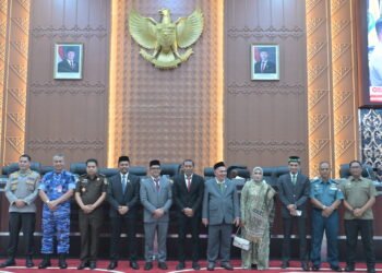 Plt. Sekda Aceh Hadiri Rapat Paripurna DPRA
