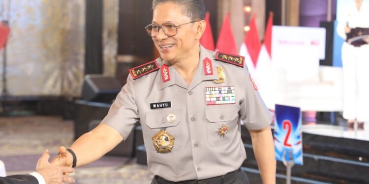 Polisi Bersama Masyarakat, Wakapolri Tegaskan Komitmen Berantas Premanisme dan Jaga Dunia Usaha