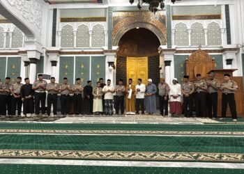 Subuh Keliling di Masjid Raya Baiturrahman, Kapolda Aceh Perkuat Kemitraan dengan Masyarakat