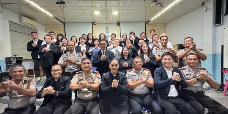 Minggu Kasih di Gereja Methodist, Kapolda Aceh Ajak Jemaat Tangkal Hoaks dan Jaga Kerukunan