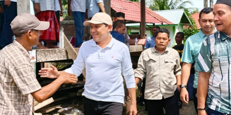 WAGUB ACEH DEK FADH HADIRI MAULID NABI DI GLUMPANG TIGA PIDIE