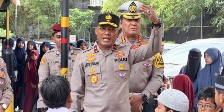 Wakapolda Aceh Ajak Siswa Al-Wildan Islamic School Tumbuhkan Kesadaran Tertib Berlalu Lintas Sejak Dini